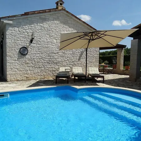 Sujevic Fuer Unvergessliche Ferien - Istrien By Interhome Hébergement de vacances Motovun