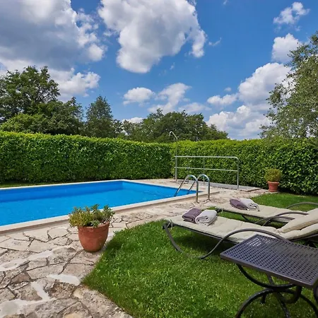 Hébergement de vacances Sujevic Fuer Unvergessliche Ferien - Istrien By Interhome *